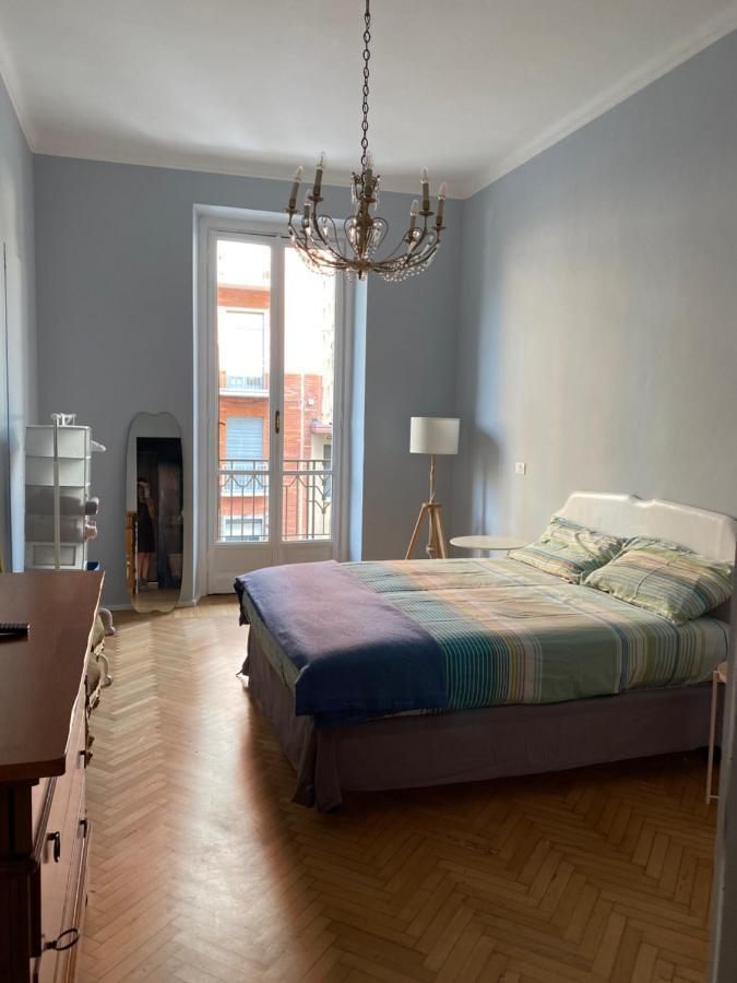 Apartamento casa liberty Di&Pi Turín Exterior foto